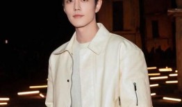 最新爆料三字男星,当红三字男星背后的惊人真相